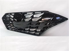 Решетка радиатора Hyundai Sonata 8 dn sport (Partsstore) - уценка колот угол 10562